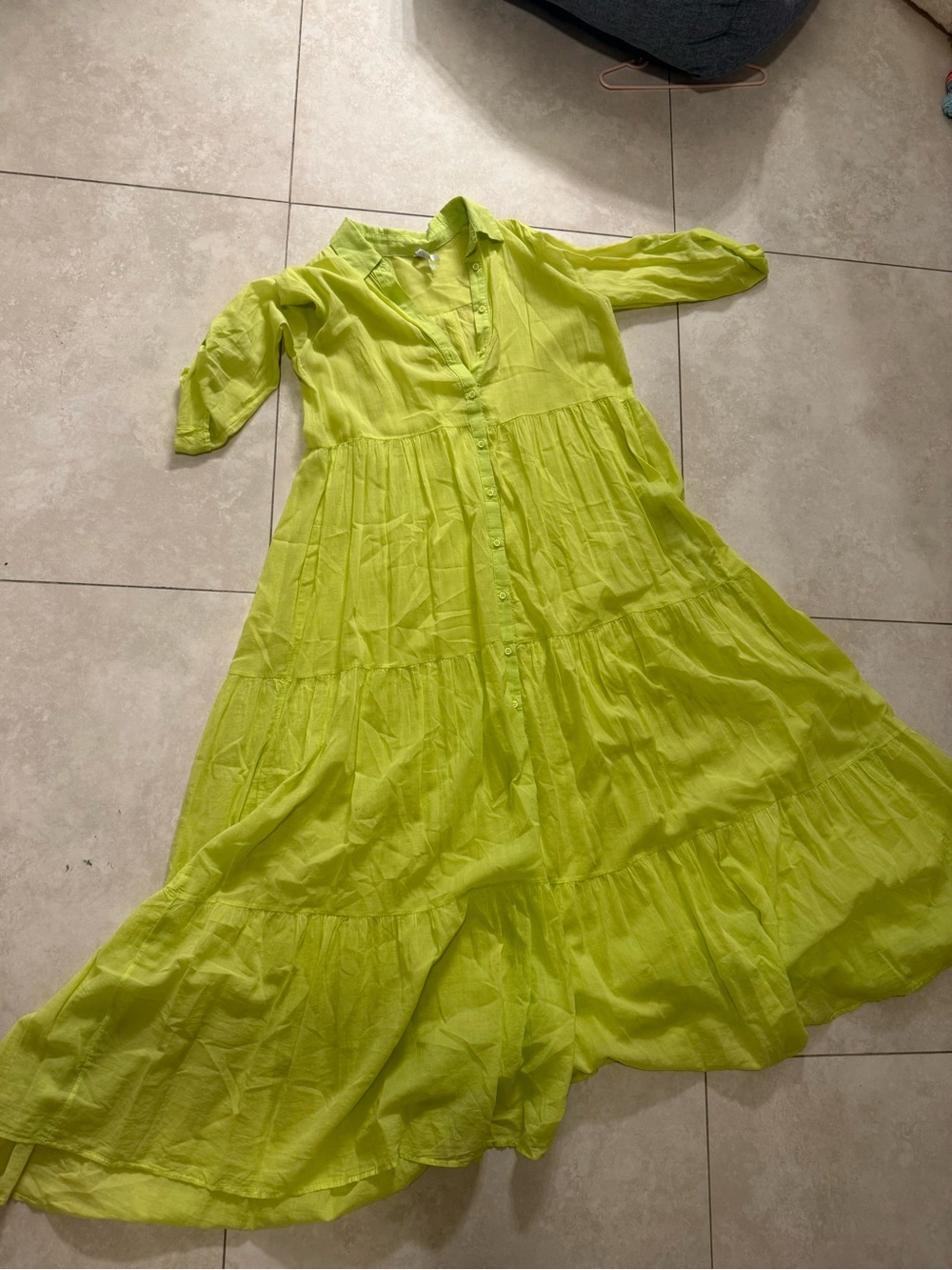 Women’s Button-Front Tiered Maxi Dress in Neon Lime